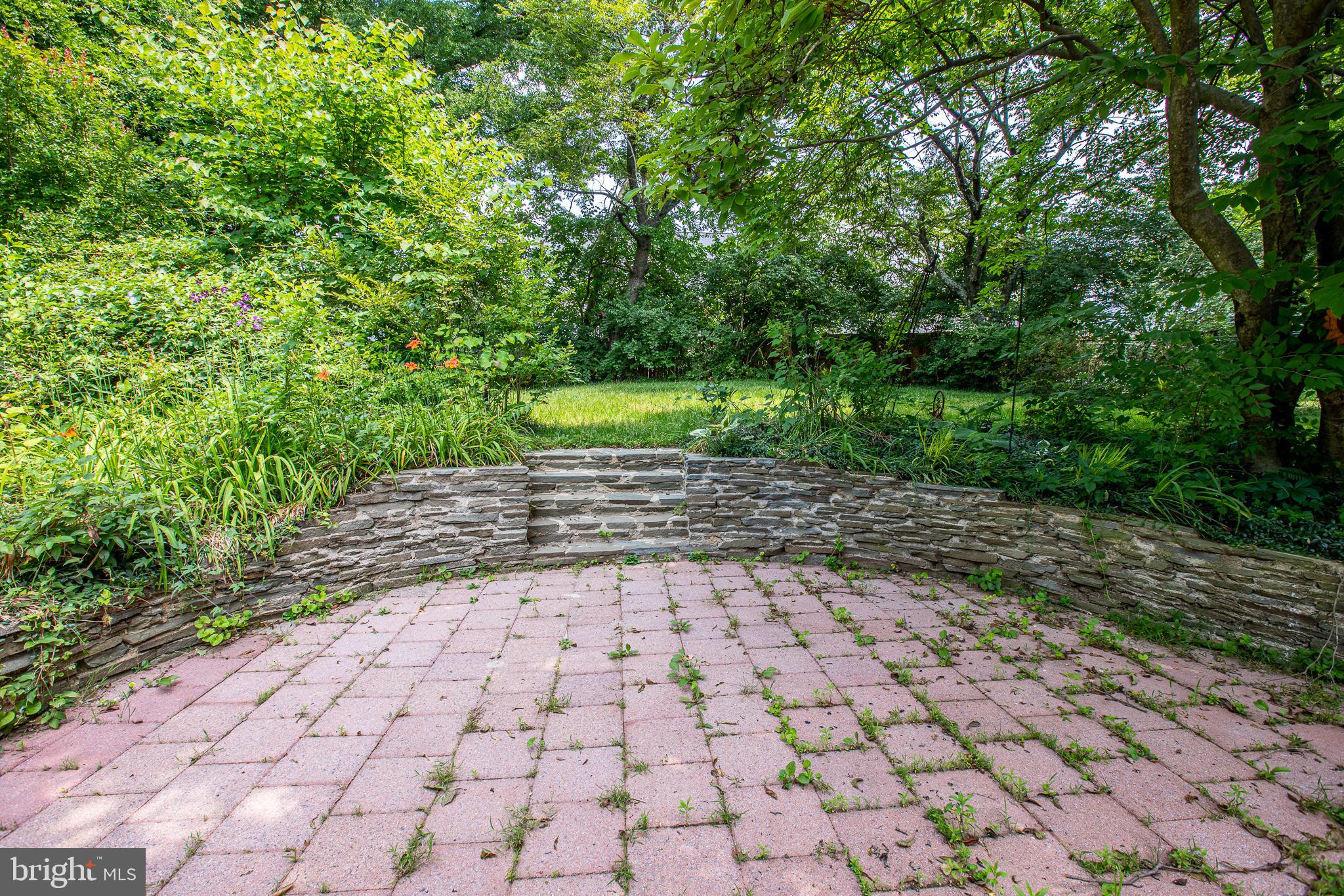 SILVER SPRING - Residential Lease