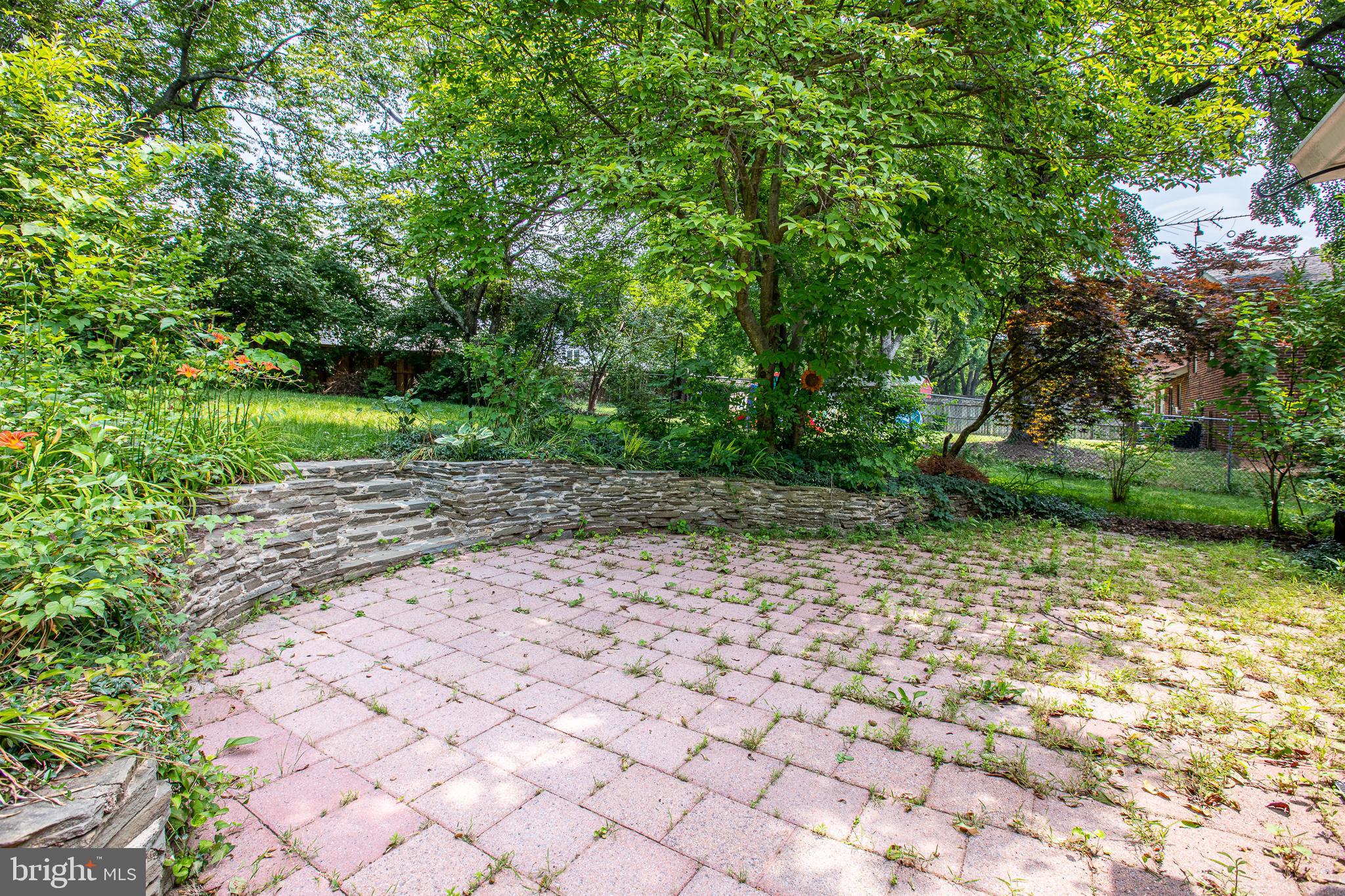 SILVER SPRING - Residential Lease