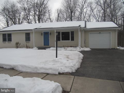 29 CHINKAPIN DRIVE NEW OXFORD PA 17350