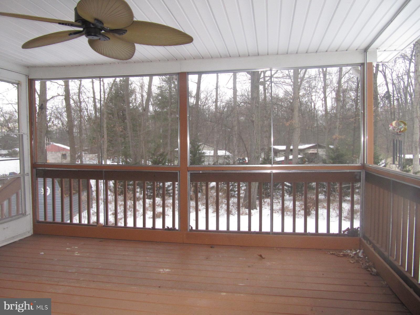 HOLLYWOOD ESTATES - Residential