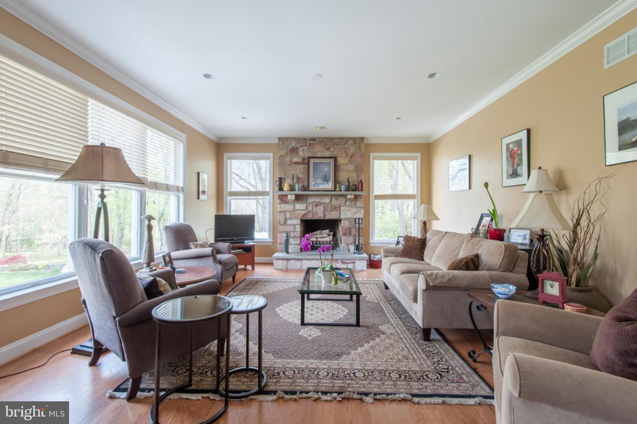 SUMMER LEA - Residential Lease