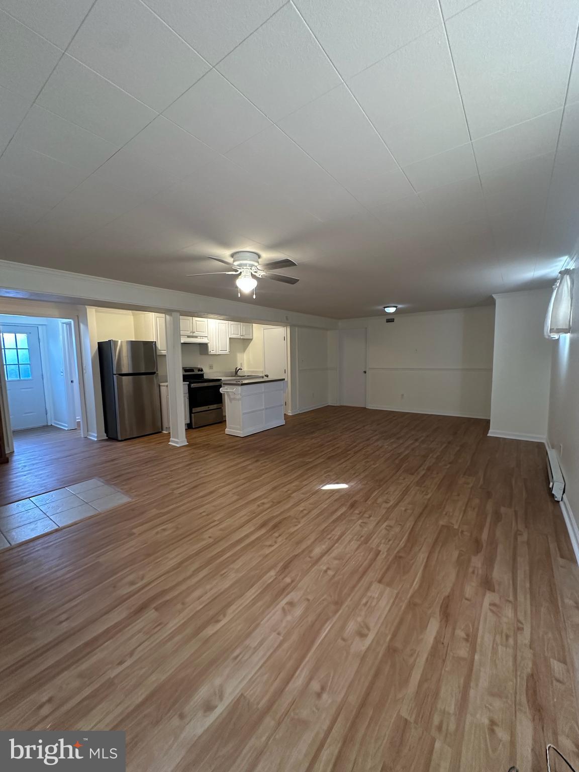 1407 MAIN STREET N L - Photo 2