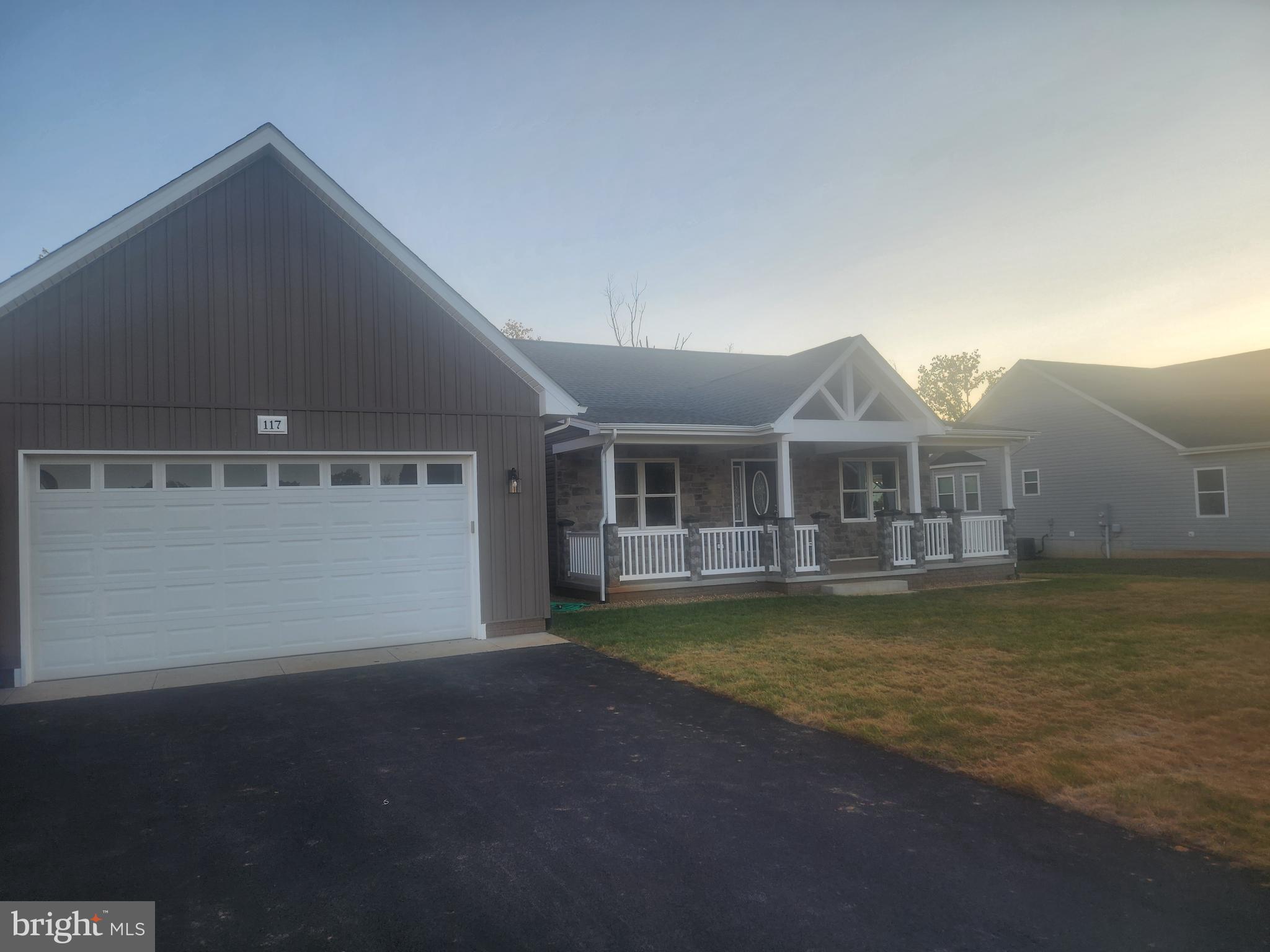Lot 6 POINTERS WAY