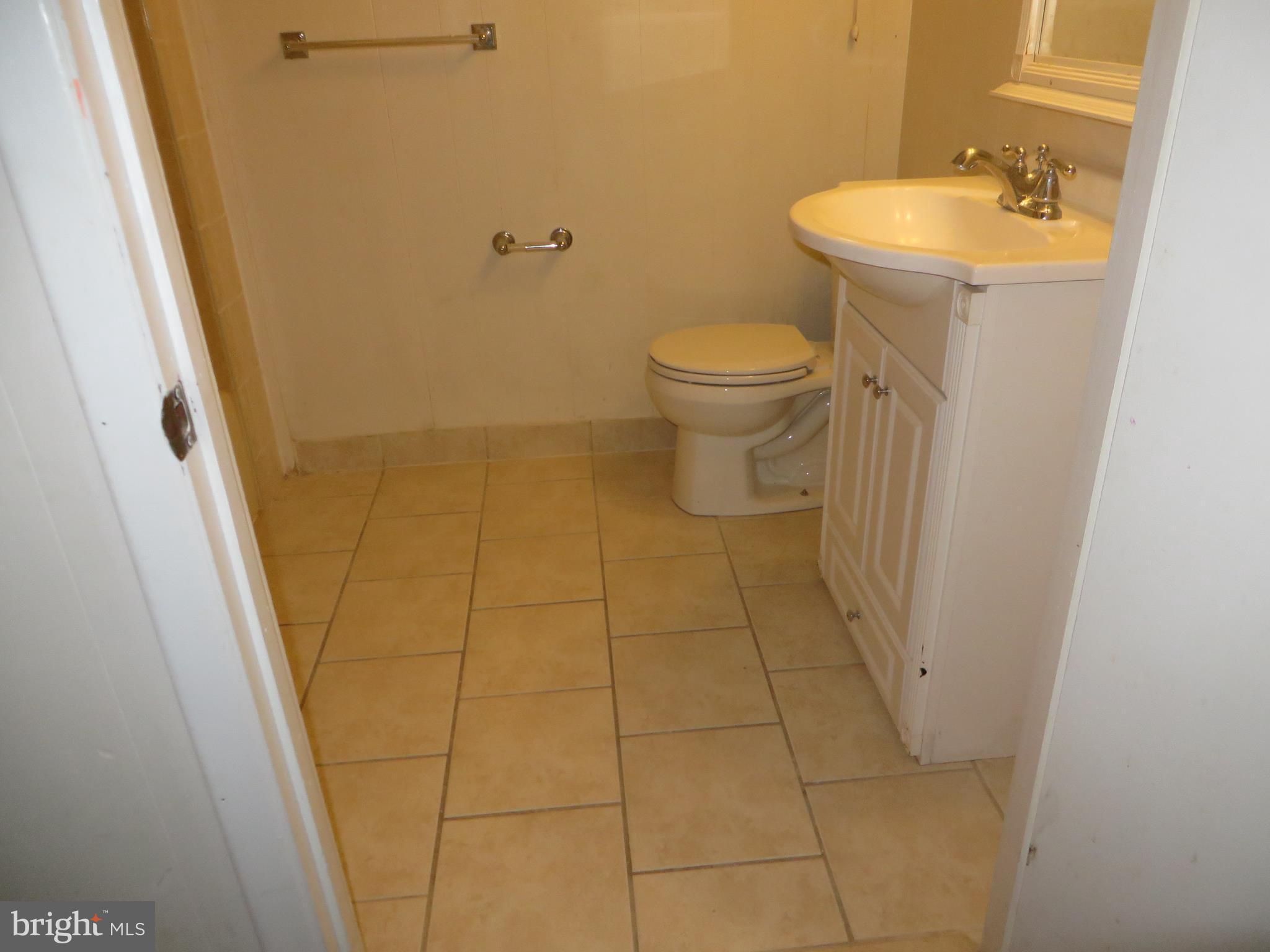 OFFUTT VILLAGE - Residential Lease