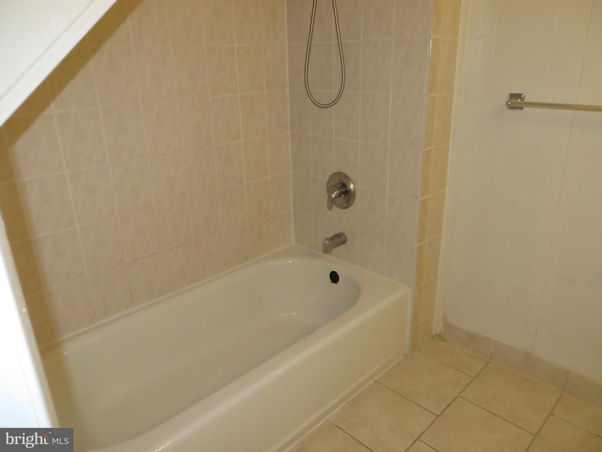 OFFUTT VILLAGE - Residential Lease