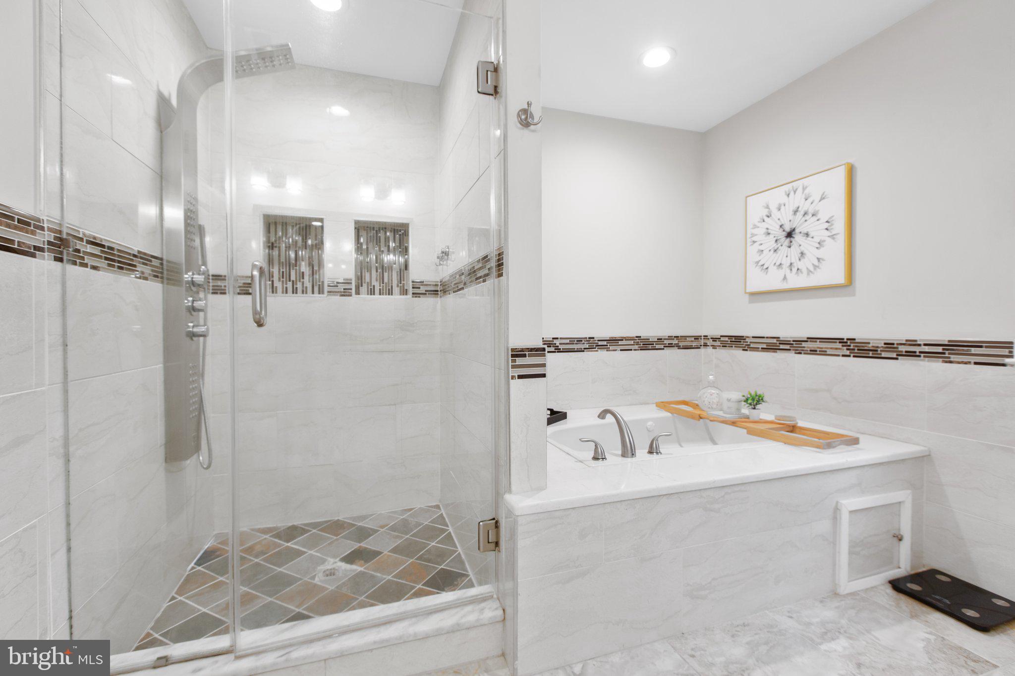 DOWNTOWN FREDERICKSBURG - Residential