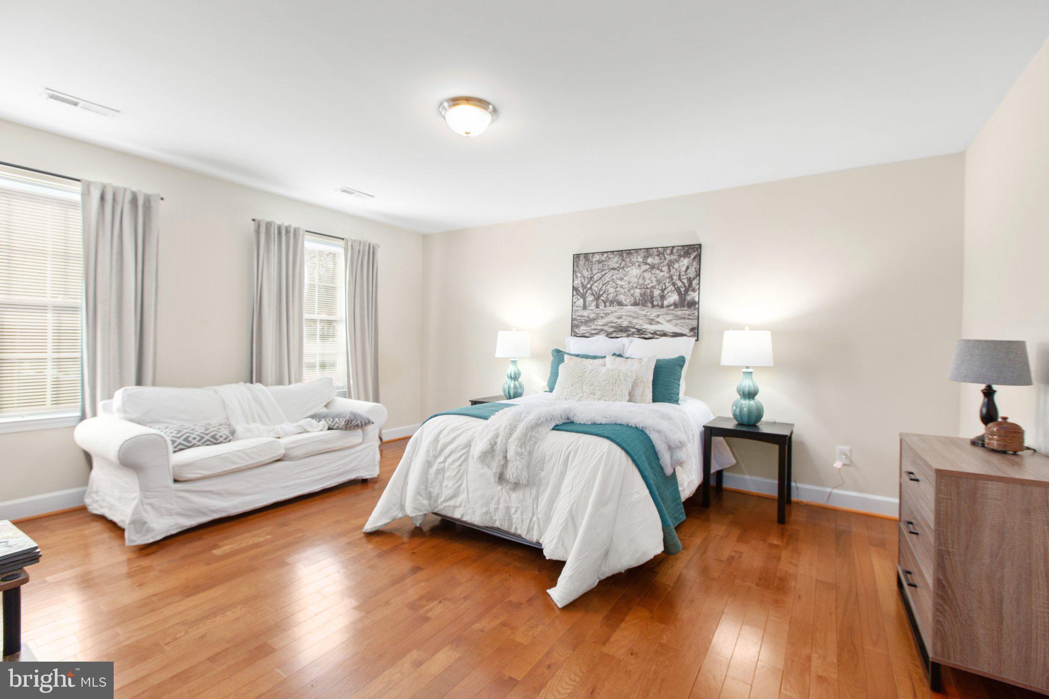 DOWNTOWN FREDERICKSBURG - Residential