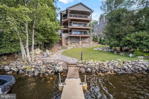 Photo of 186 S Lake Drive, LAKE HARMONY, PA 18624 (MLS # PACC2008068)