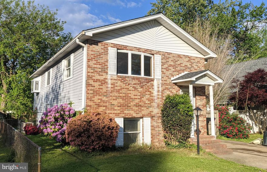 Large 2-bedroom, 2.5 bathroom home just half a block down the street from the water, boat slips, and a playground.  This home with AMAZING curb appeal is perfect for someone with the vision to customize it to make it their own water-oriented dream home.  What other 2-bedroom home is going  to have 1520 sq  ft of living space, a walk-in closet, and a spacious ensuite bathroom for both bedrooms?  Update the large kitchen or use it as-is... the appliances are all in working condition.  The roof and skylights are new.  Ask your lender about a renovation loan or a 203k because the dual-zone HVAC is the only system in the house that doesn't work. Baseboard heaters are functional.  Keep your cash in your pocket and finance all of the updates in the house with a 30-year reno or 203k loan!   The neighborhood feeds to the highly rated Central MS/South River HS school district.   There's room for your boat in one of the neighborhood's many marinas for only $15/ft/yr.  Look forward to fun in the sun at any of the 5 beaches,  5 playgrounds. multiple kayak launches, fishing piers, and picnic areas.  Discover the 5-mile walking route along Shore Drive with nothing but water views and the close proximity of local restaurants and shopping.  All the community benefits and NO HOA fees!  Convenient commute to Annapolis/Baltimore/DC/NOVA.