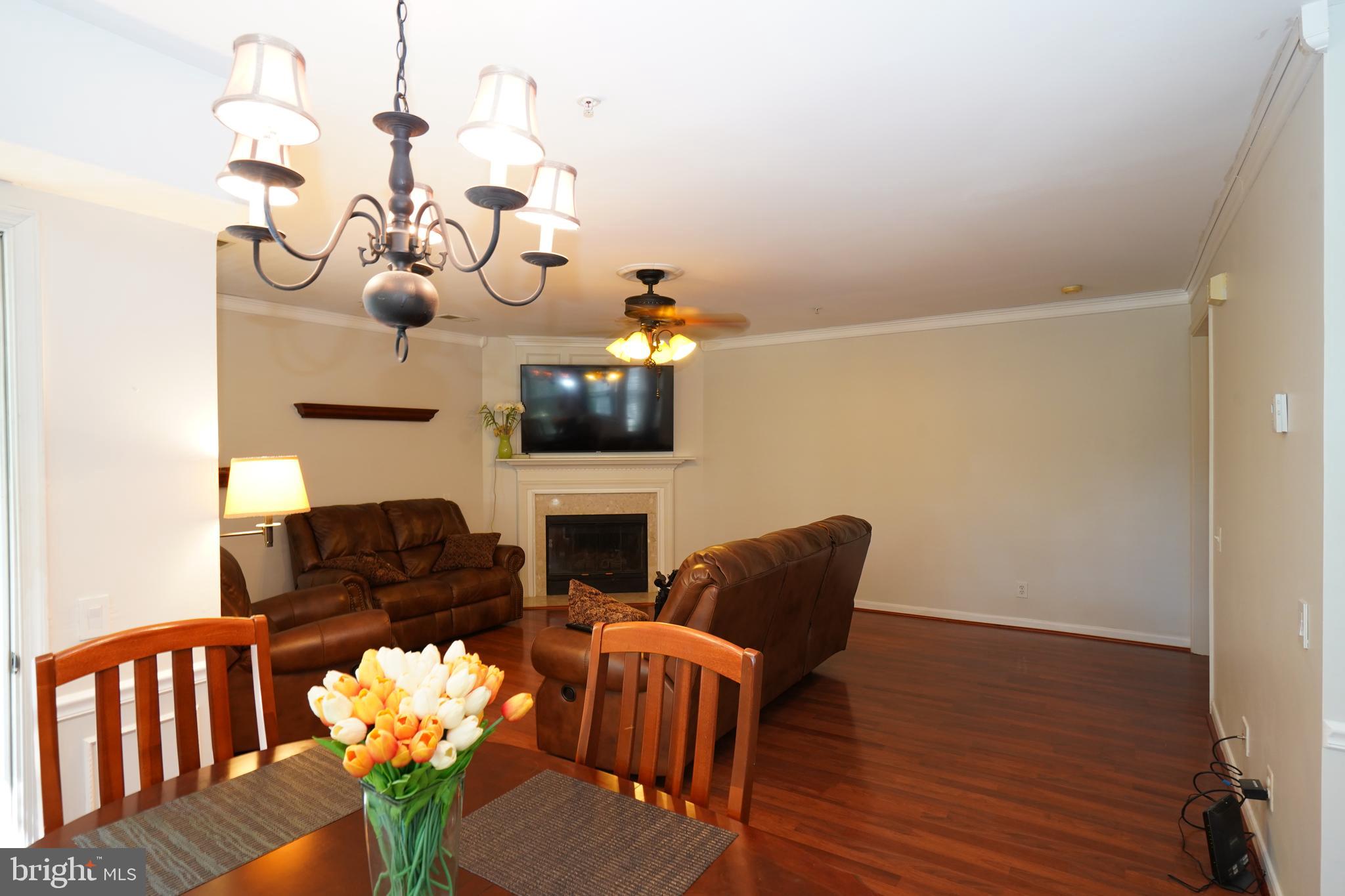 FAIR LAKES - Residential