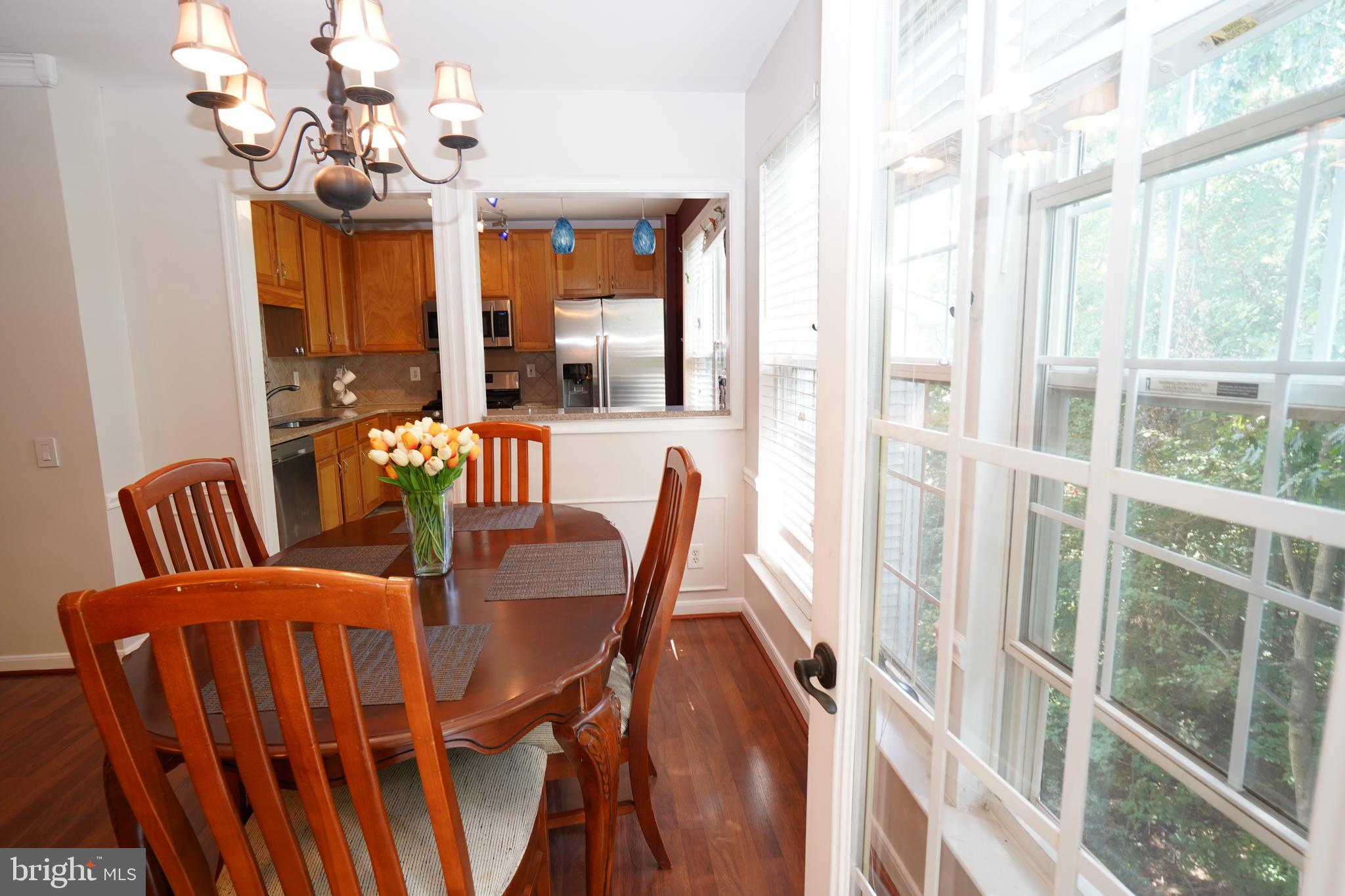 FAIR LAKES - Residential