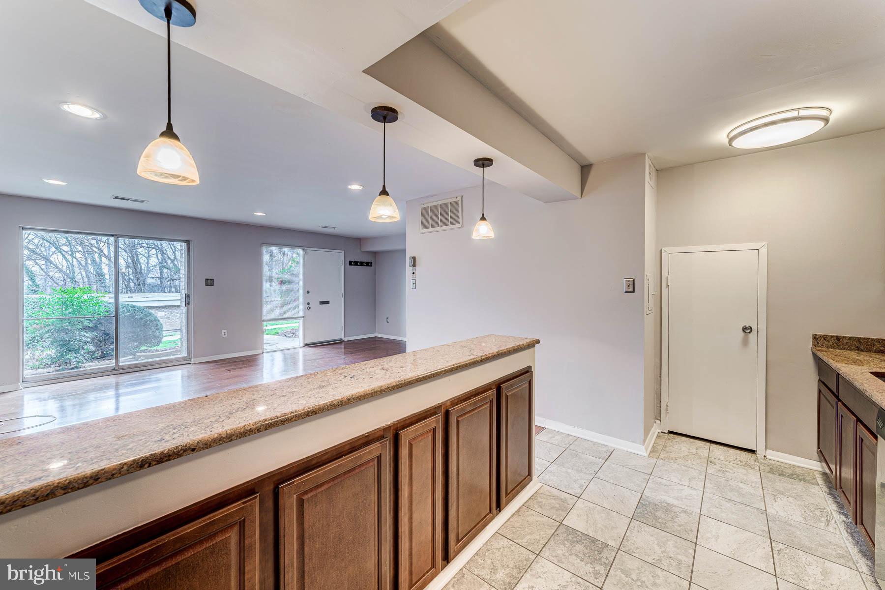 MOUNT VERNON - Residential Lease