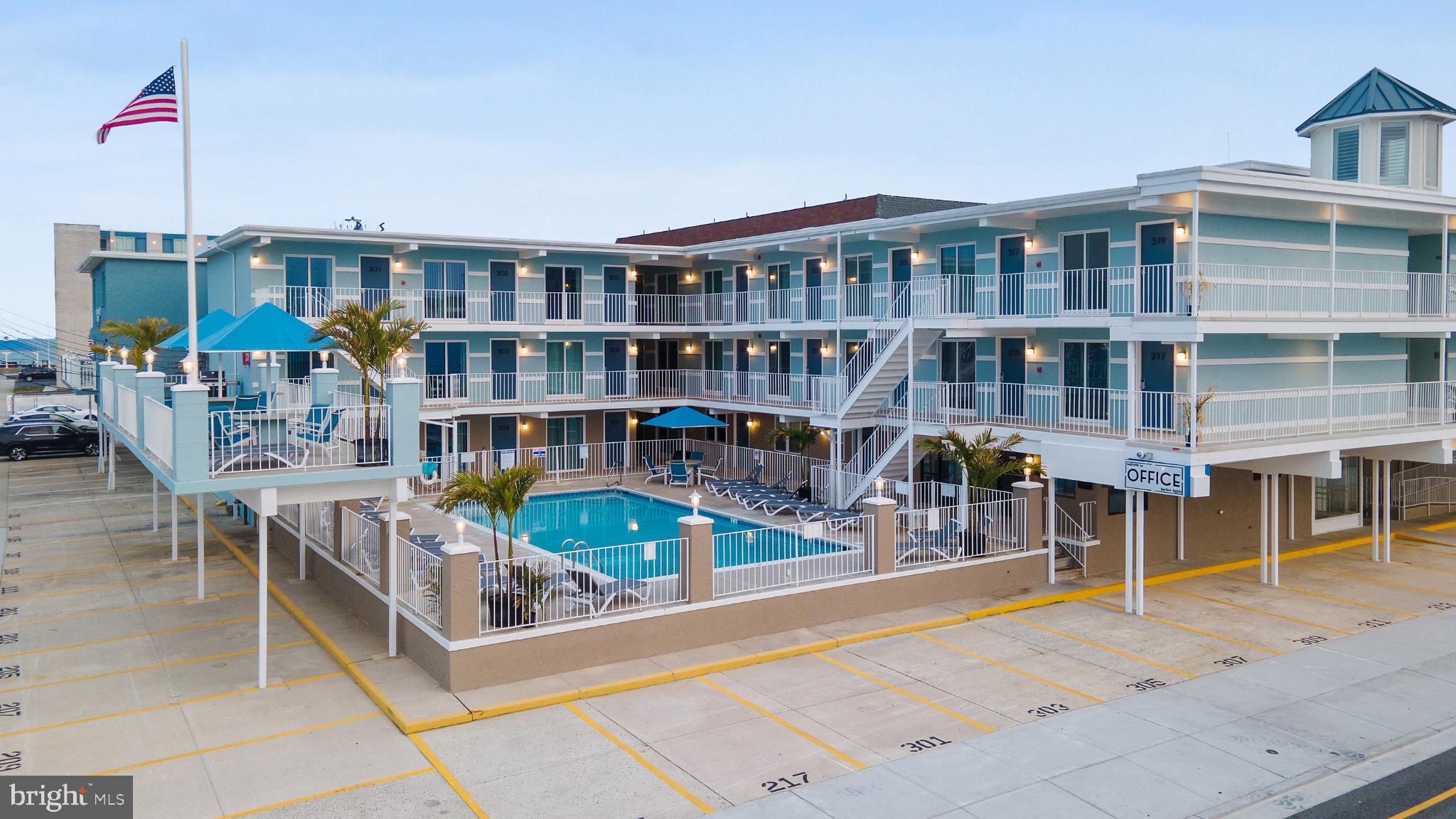 301 OCEAN AVENUE 204