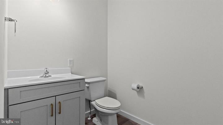 BISHOP WOODS - Residential