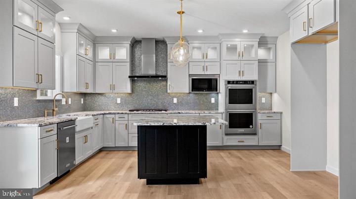 BISHOP WOODS - Residential