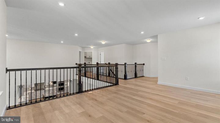 BISHOP WOODS - Residential