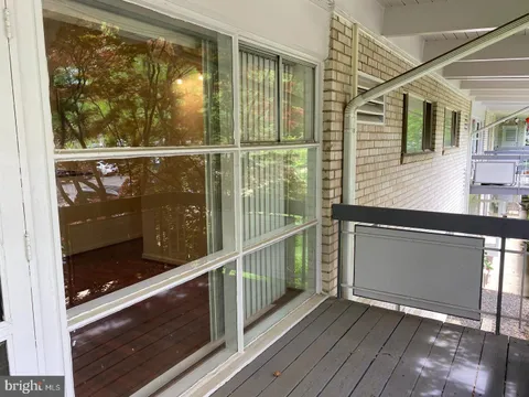 7734 Donnybrook Court Unit 208, Annandale, VA MLS: VAFX2237986