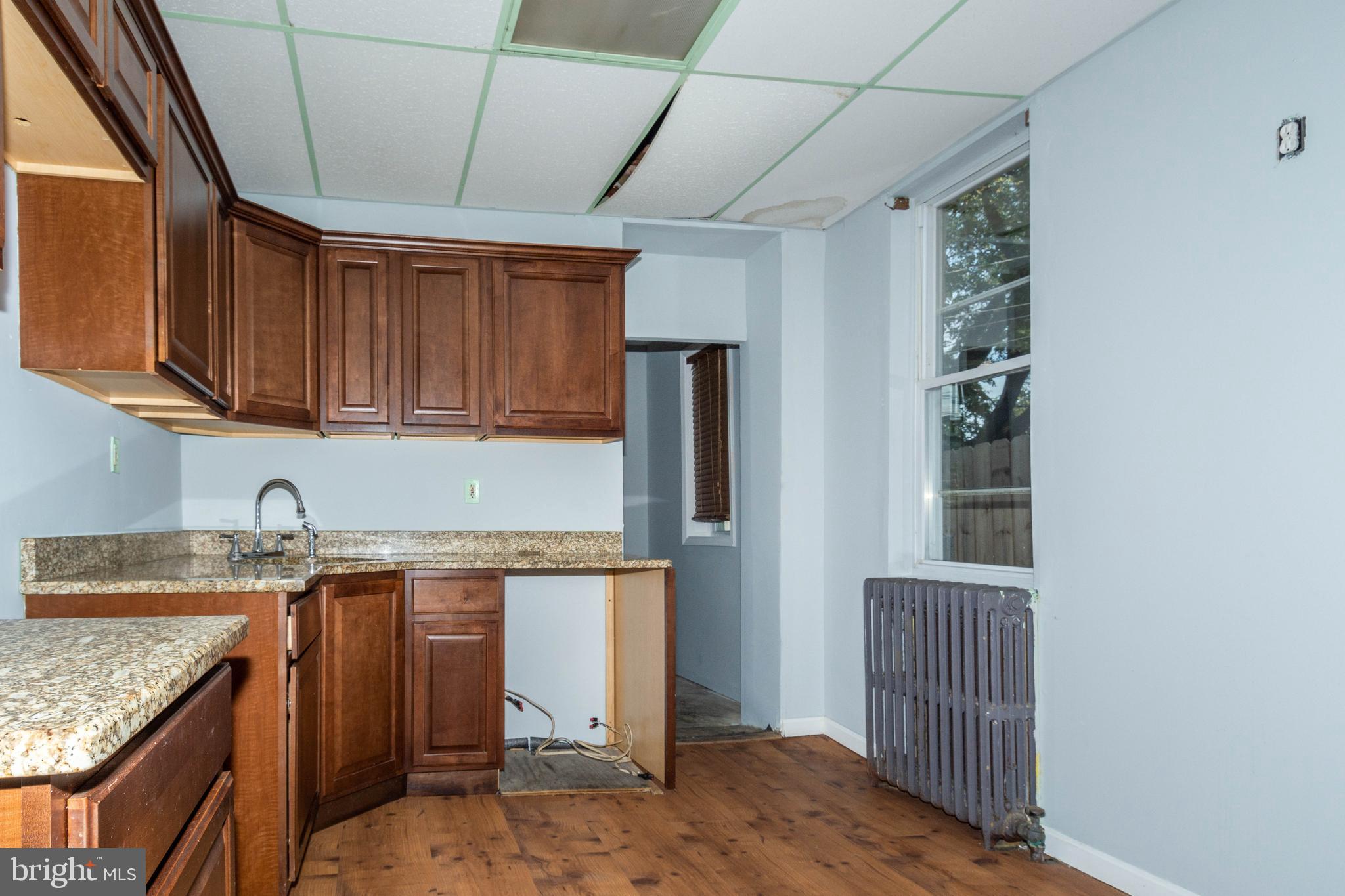 EAST BALTIMORE MIDWAY - Residential