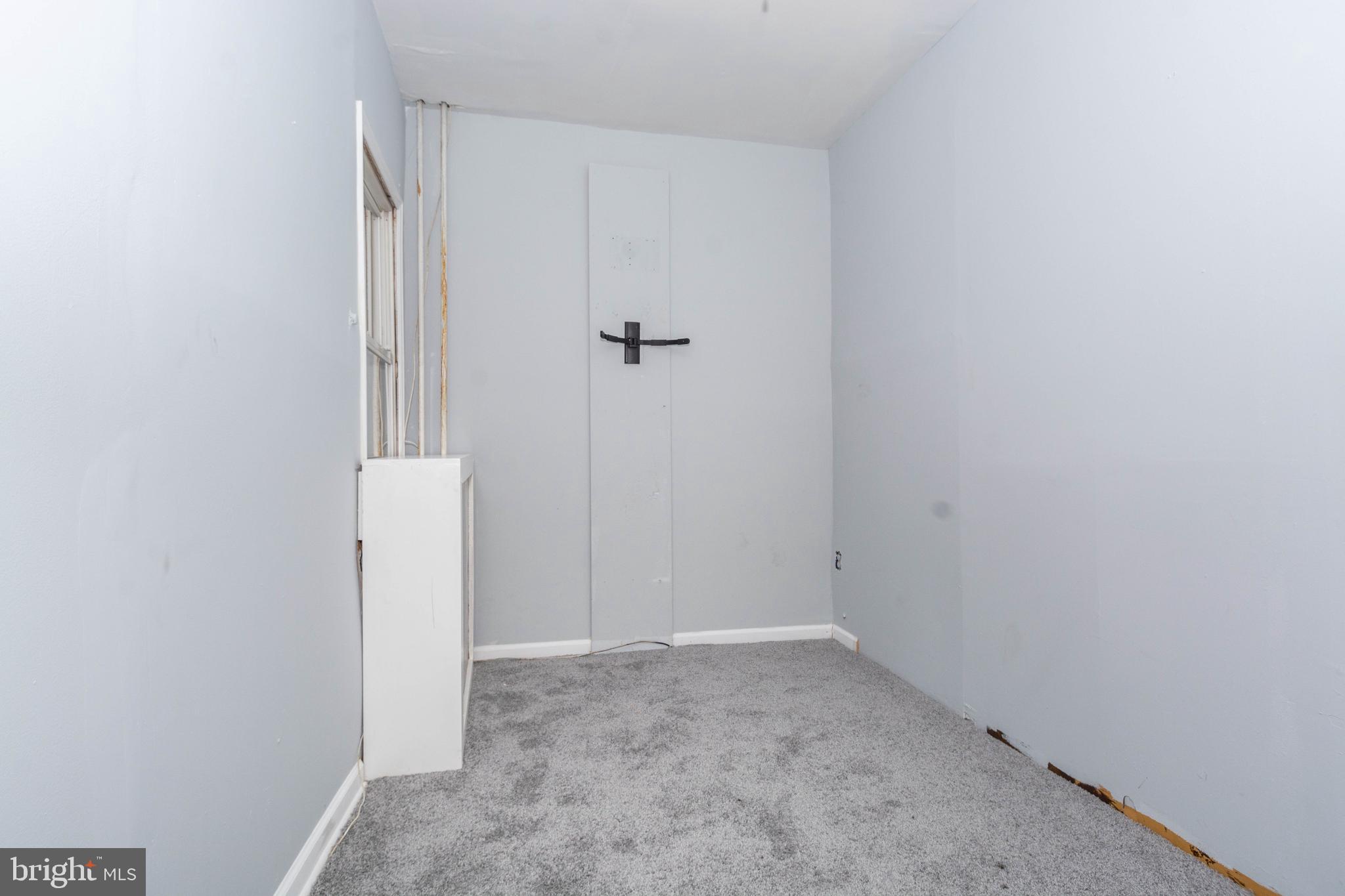 EAST BALTIMORE MIDWAY - Residential