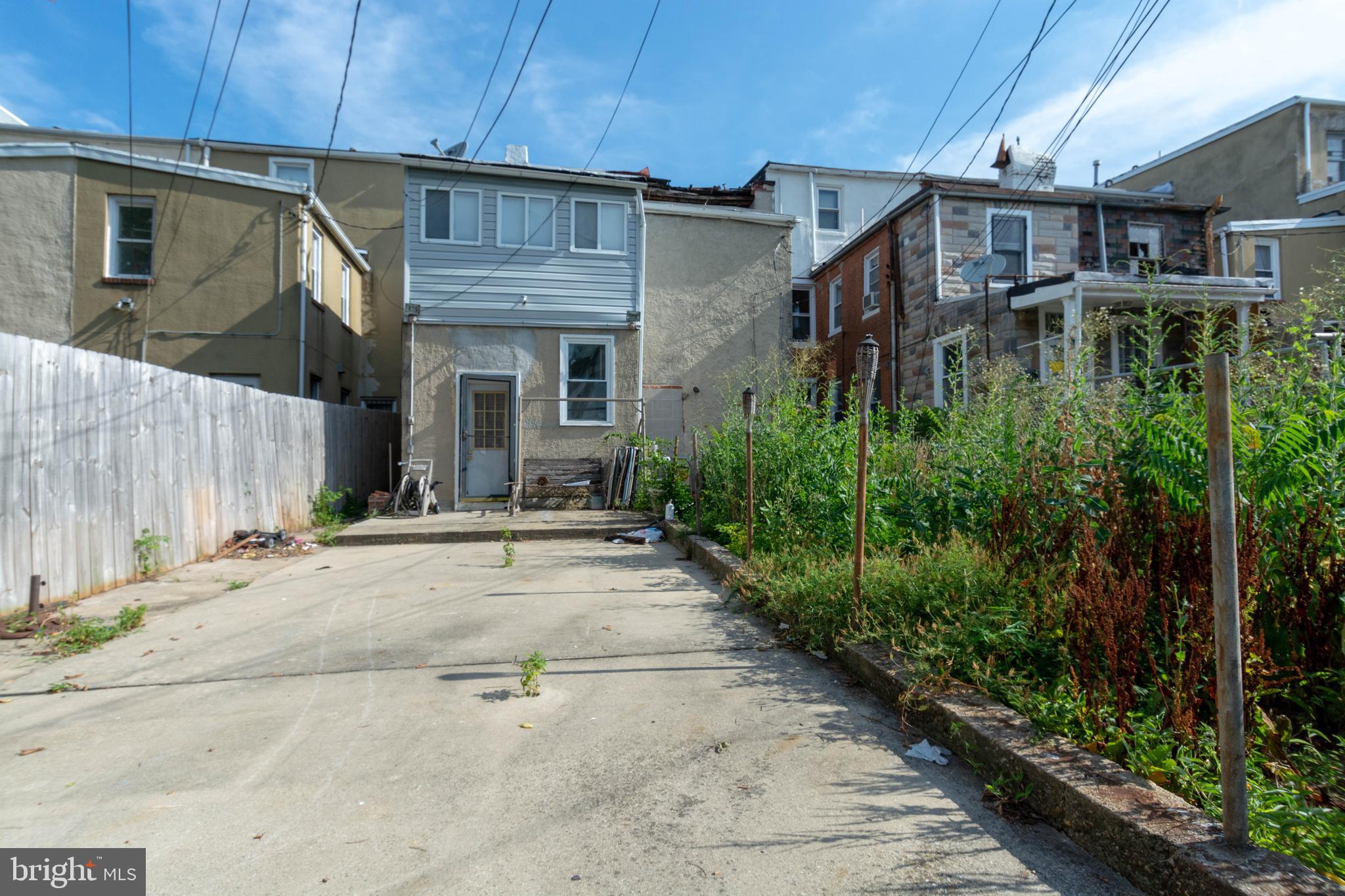 EAST BALTIMORE MIDWAY - Residential