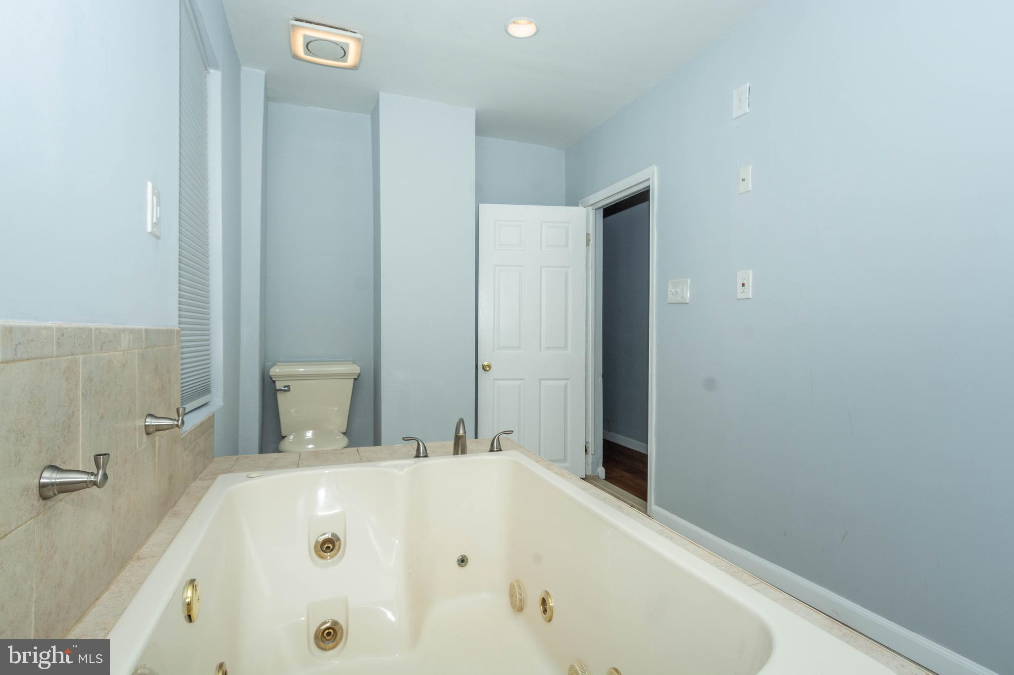 EAST BALTIMORE MIDWAY - Residential