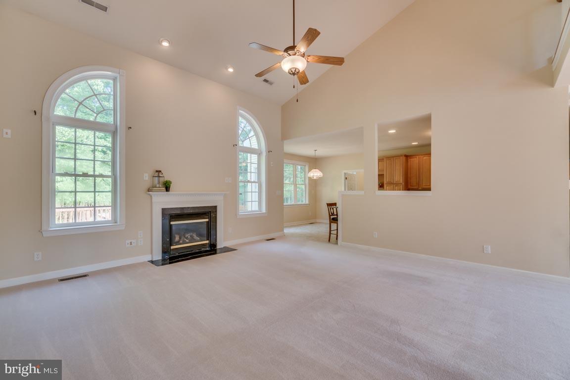 MANSFIELD MANOR - Residential