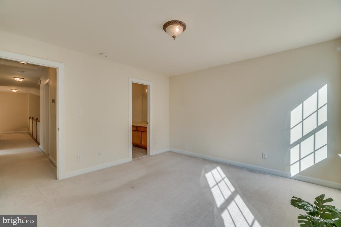 MANSFIELD MANOR - Residential