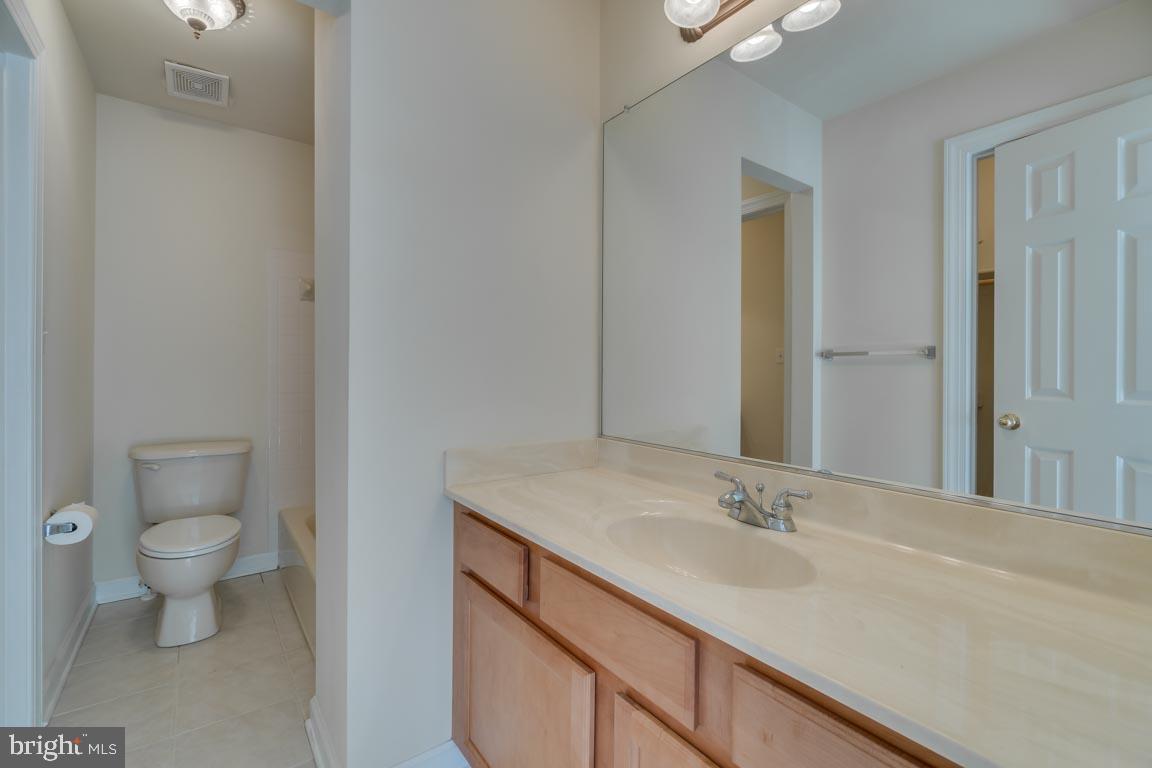 MANSFIELD MANOR - Residential