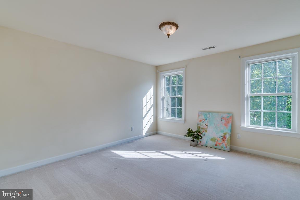 MANSFIELD MANOR - Residential