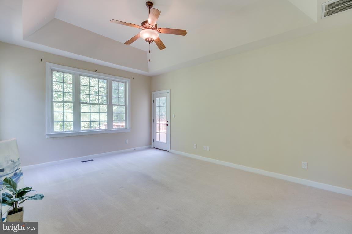 MANSFIELD MANOR - Residential