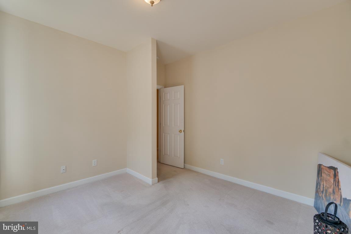 MANSFIELD MANOR - Residential