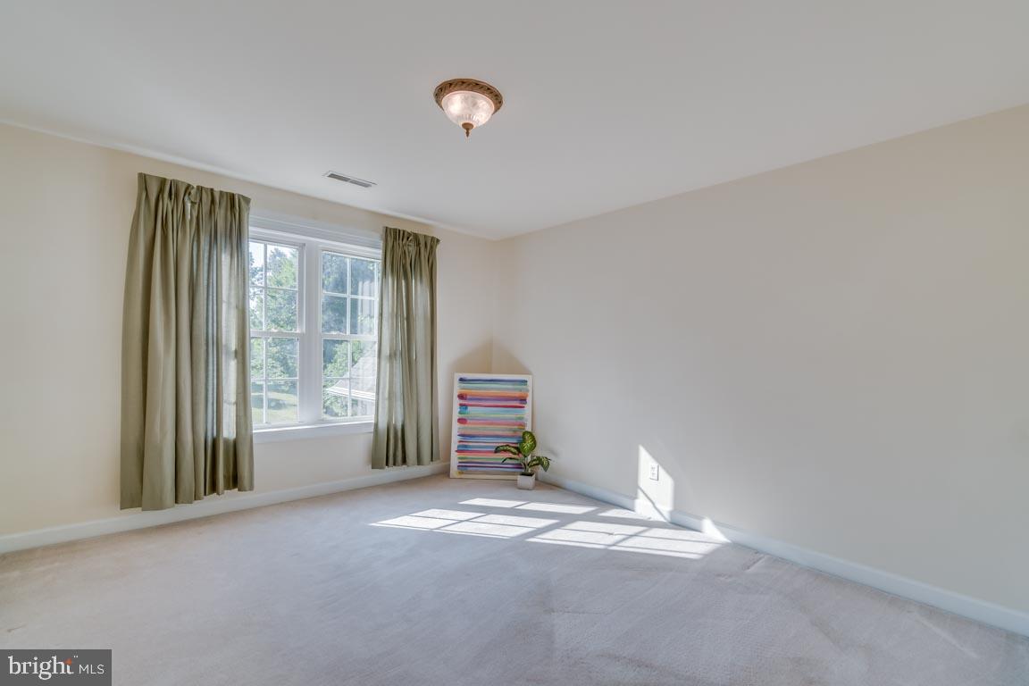 MANSFIELD MANOR - Residential