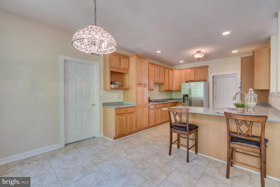 MANSFIELD MANOR - Residential