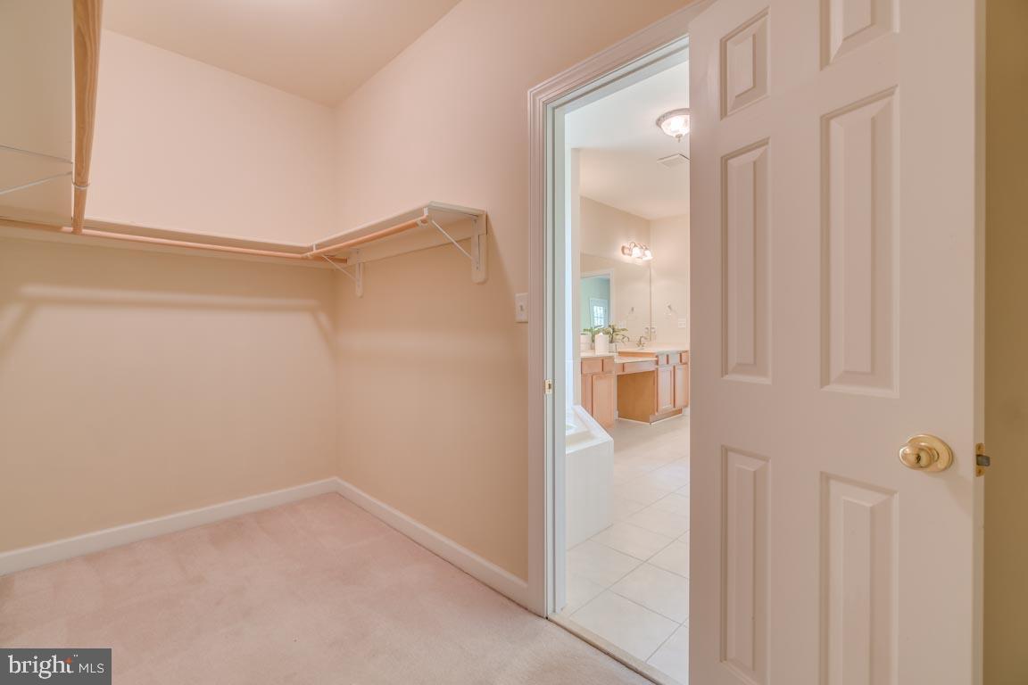 MANSFIELD MANOR - Residential