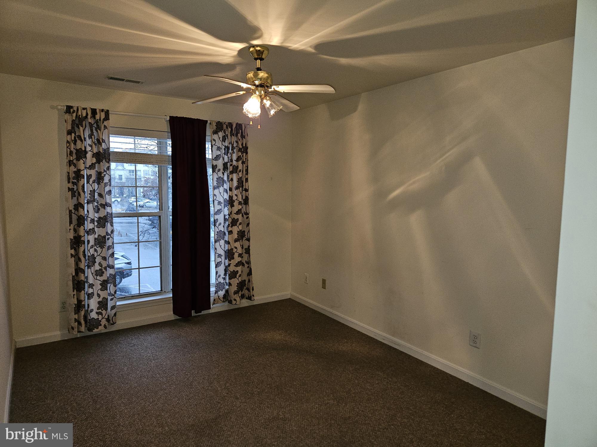 CHATHAM GREEN - Residential Lease