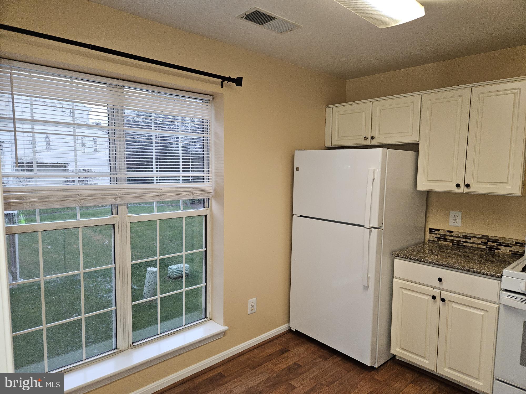 CHATHAM GREEN - Residential Lease