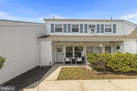 Townhouse For Sale - 6 Mediterranean Court<br/> Ocean County, BARNEGAT, NJ 08005