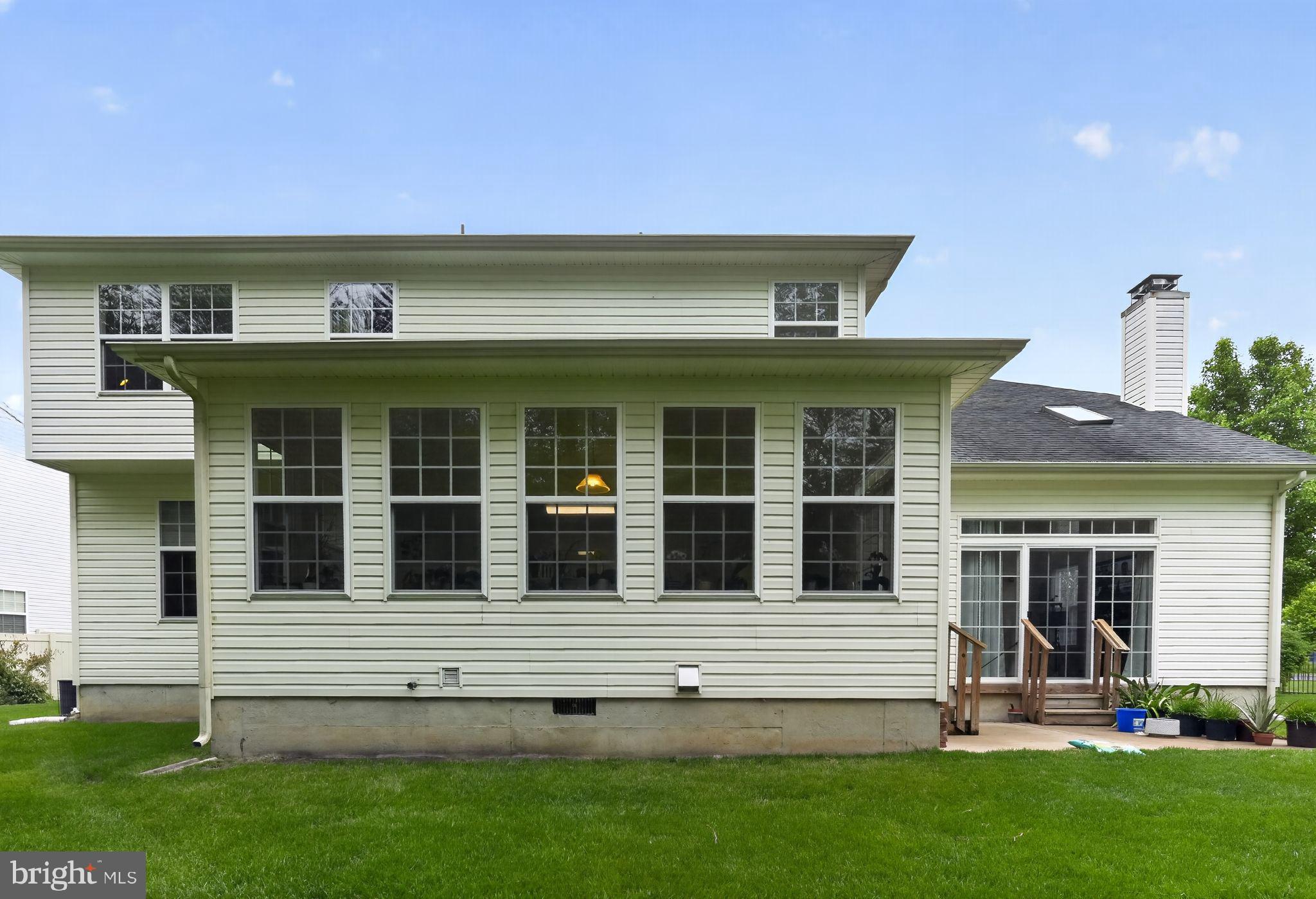31 LONGFELLOW LANE