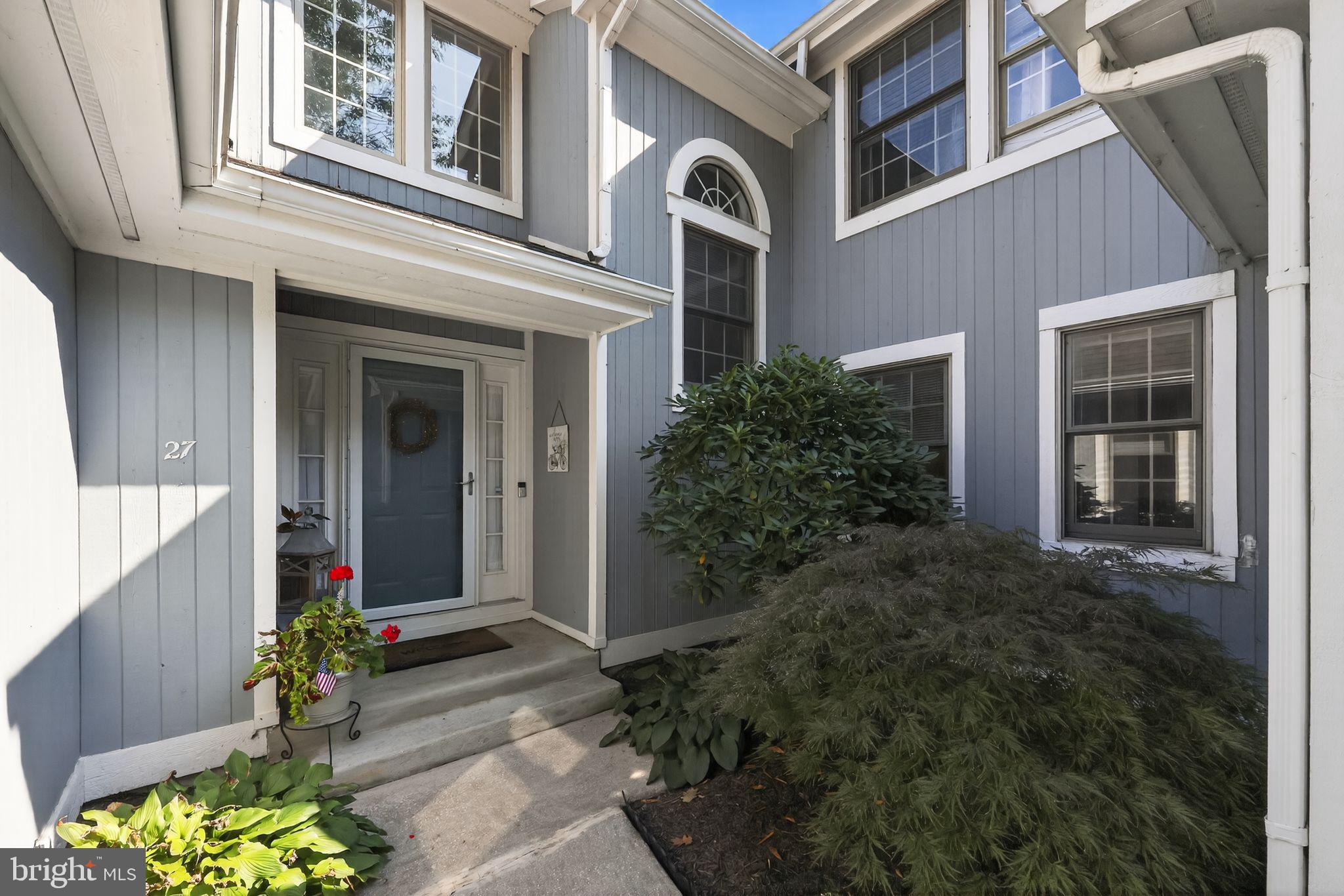 SOMERSET LAKE - Residential