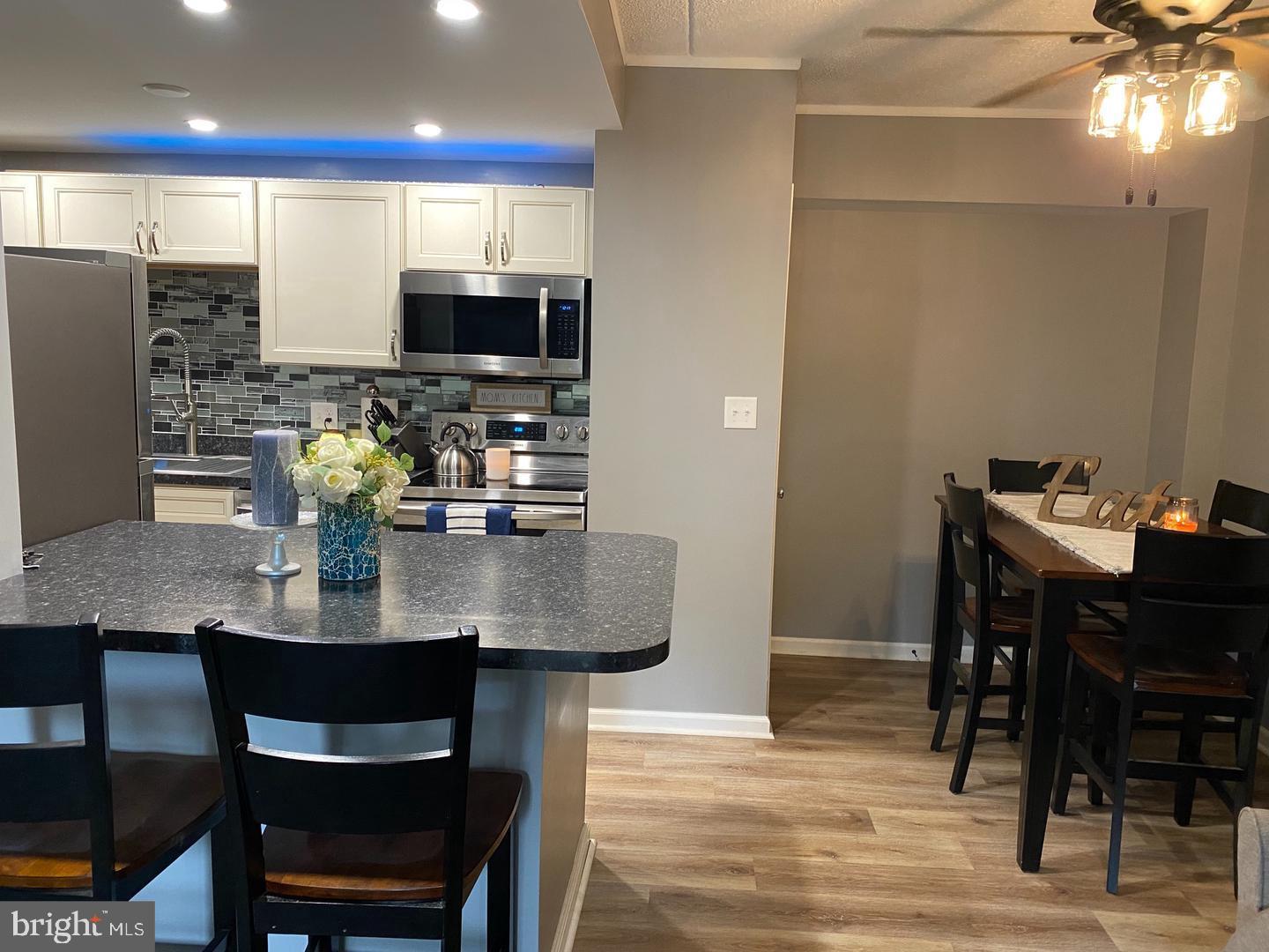 VALLEY RUN - Residential Lease