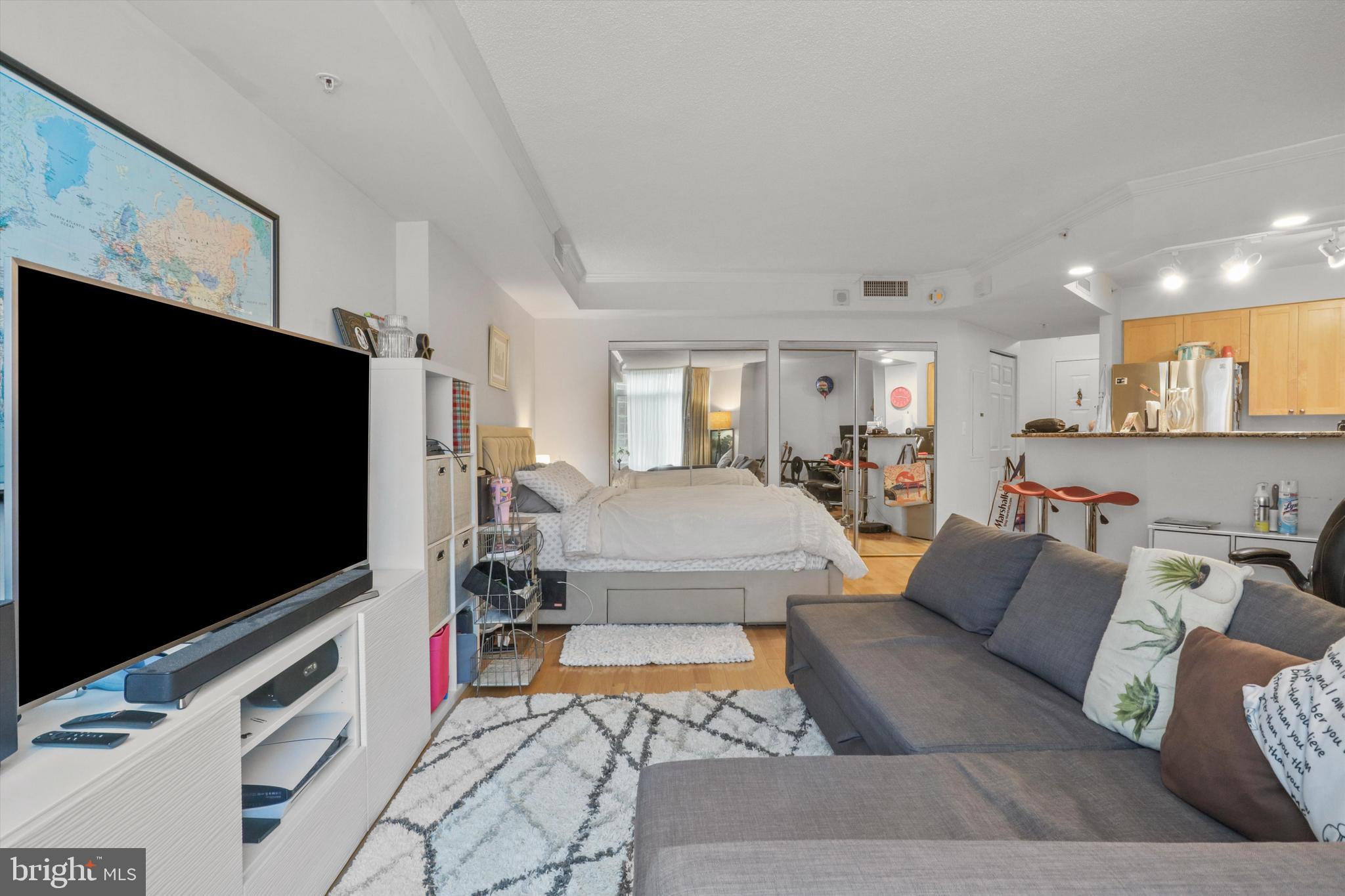 NORTHAMPTON PLACE - Residential Lease