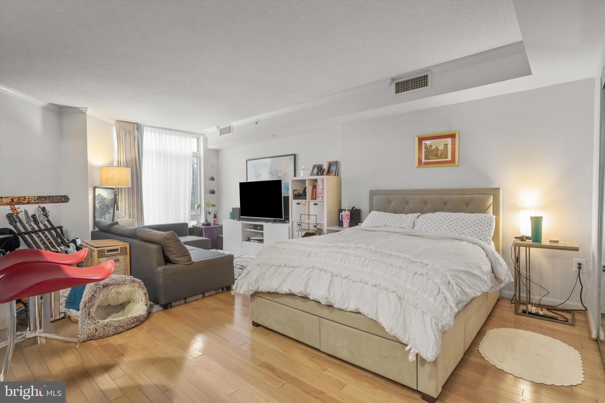 NORTHAMPTON PLACE - Residential Lease