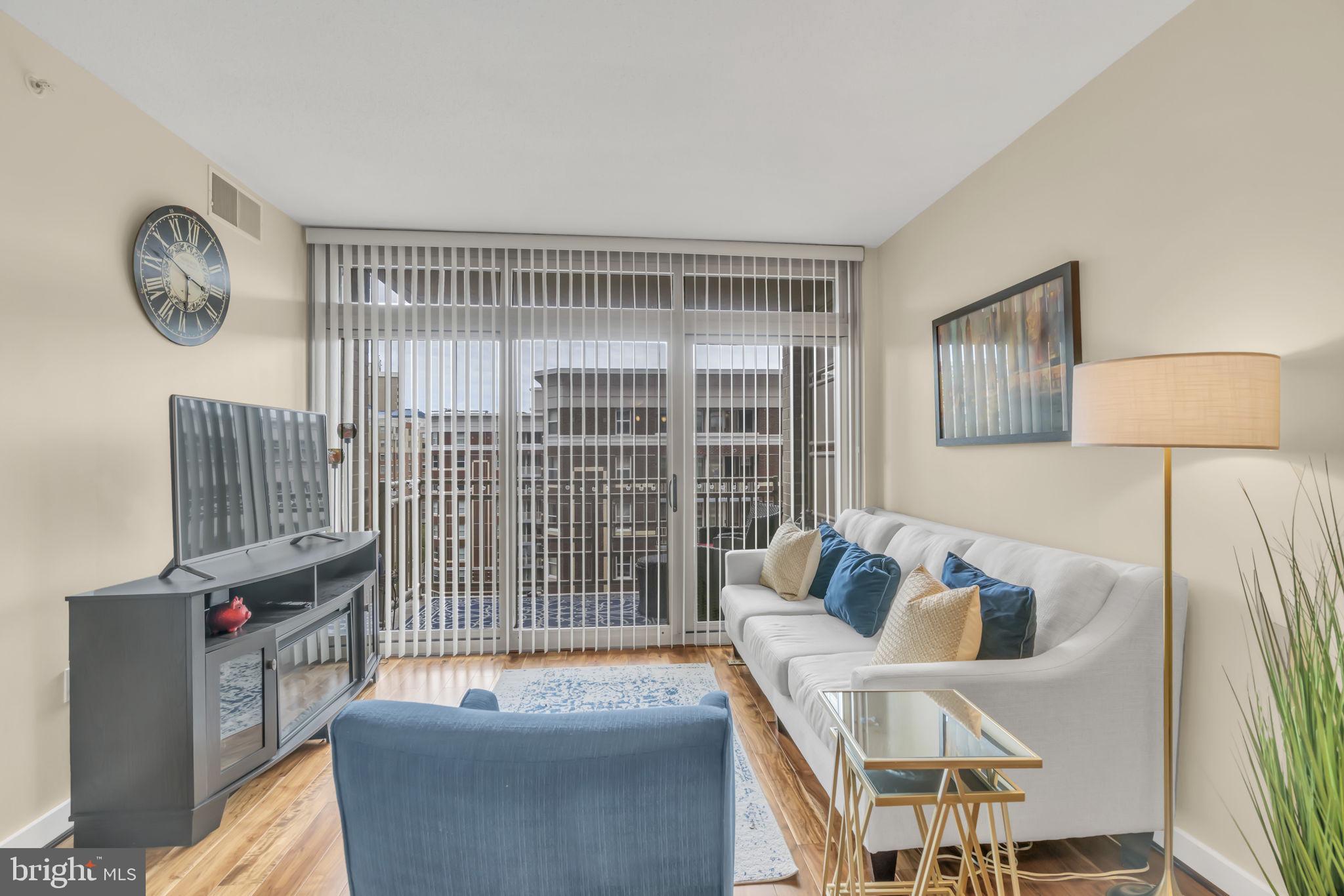 RESIDENCES AT LIBERTY CENTER - Residential Lease