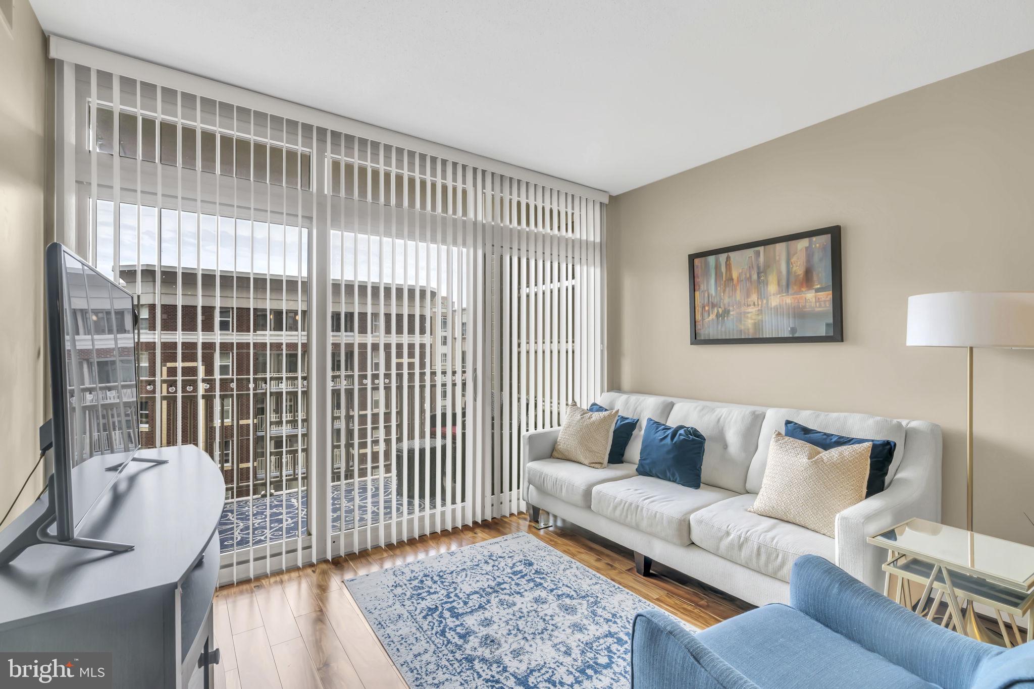 RESIDENCES AT LIBERTY CENTER - Residential Lease