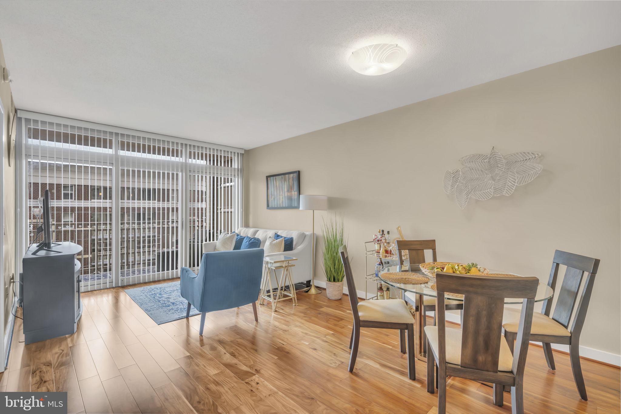 RESIDENCES AT LIBERTY CENTER - Residential Lease