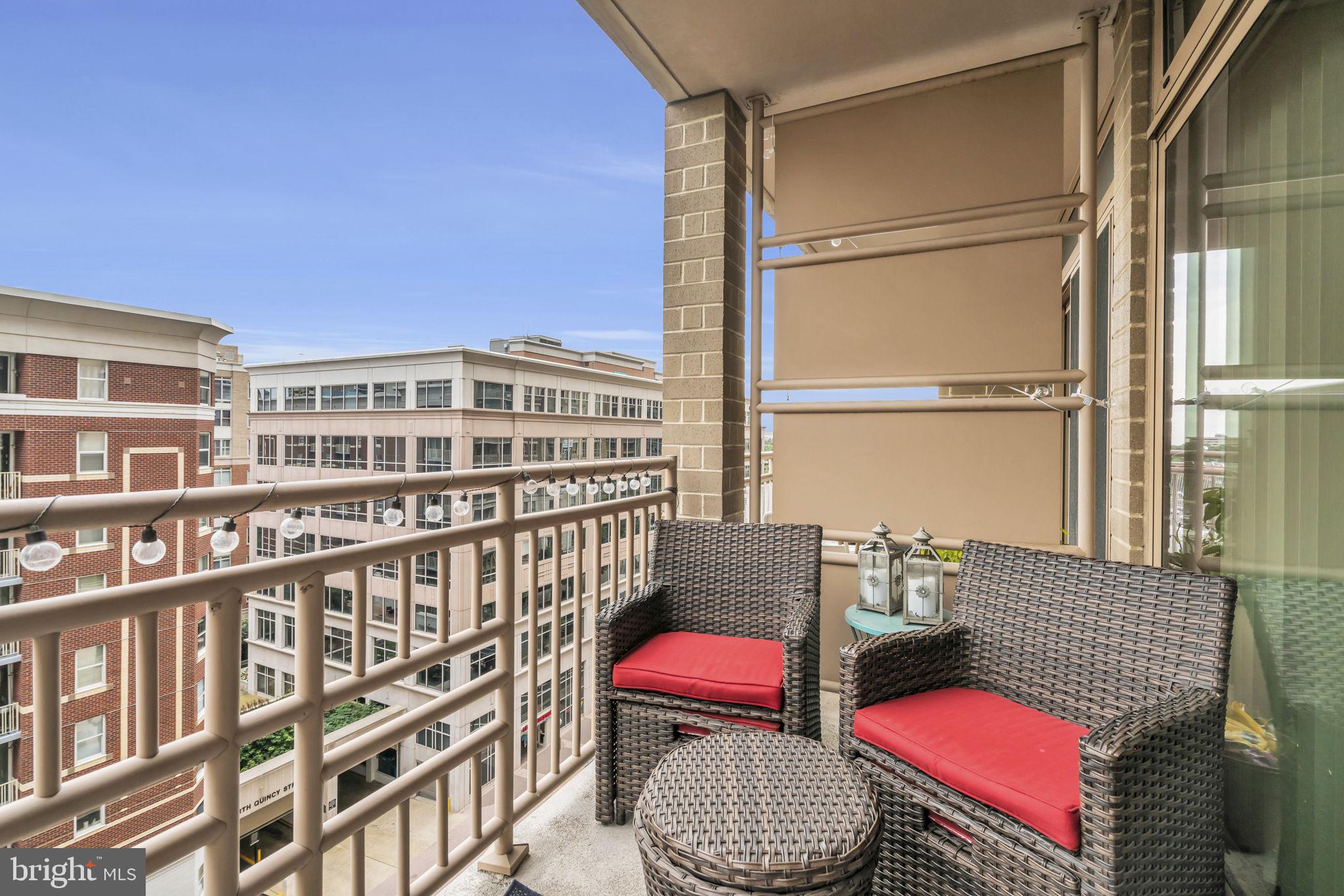 RESIDENCES AT LIBERTY CENTER - Residential Lease