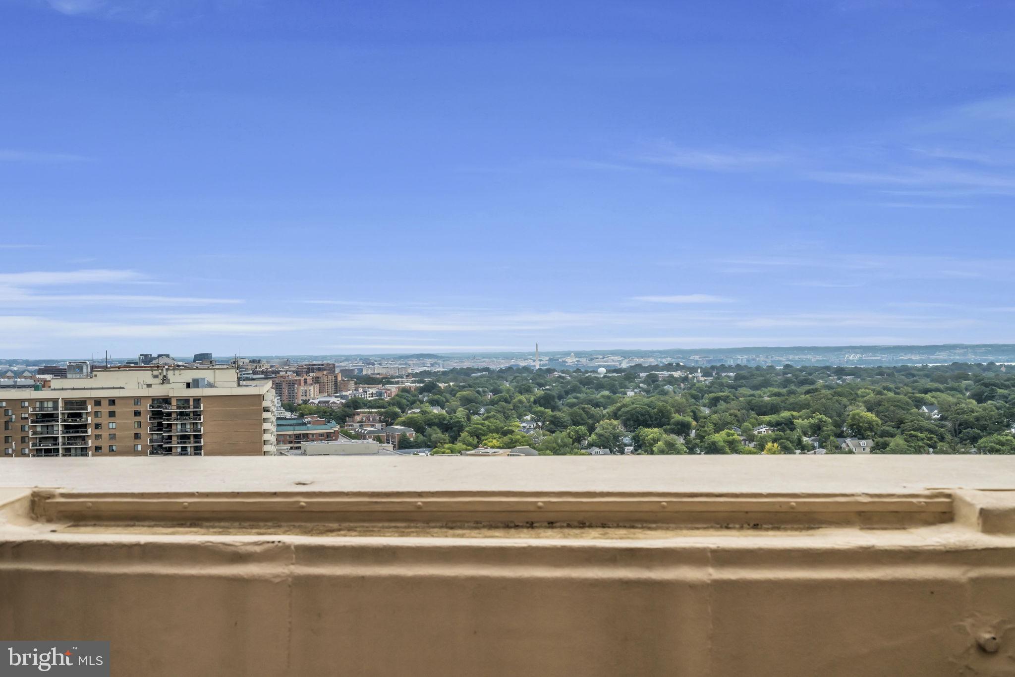 RESIDENCES AT LIBERTY CENTER - Residential Lease