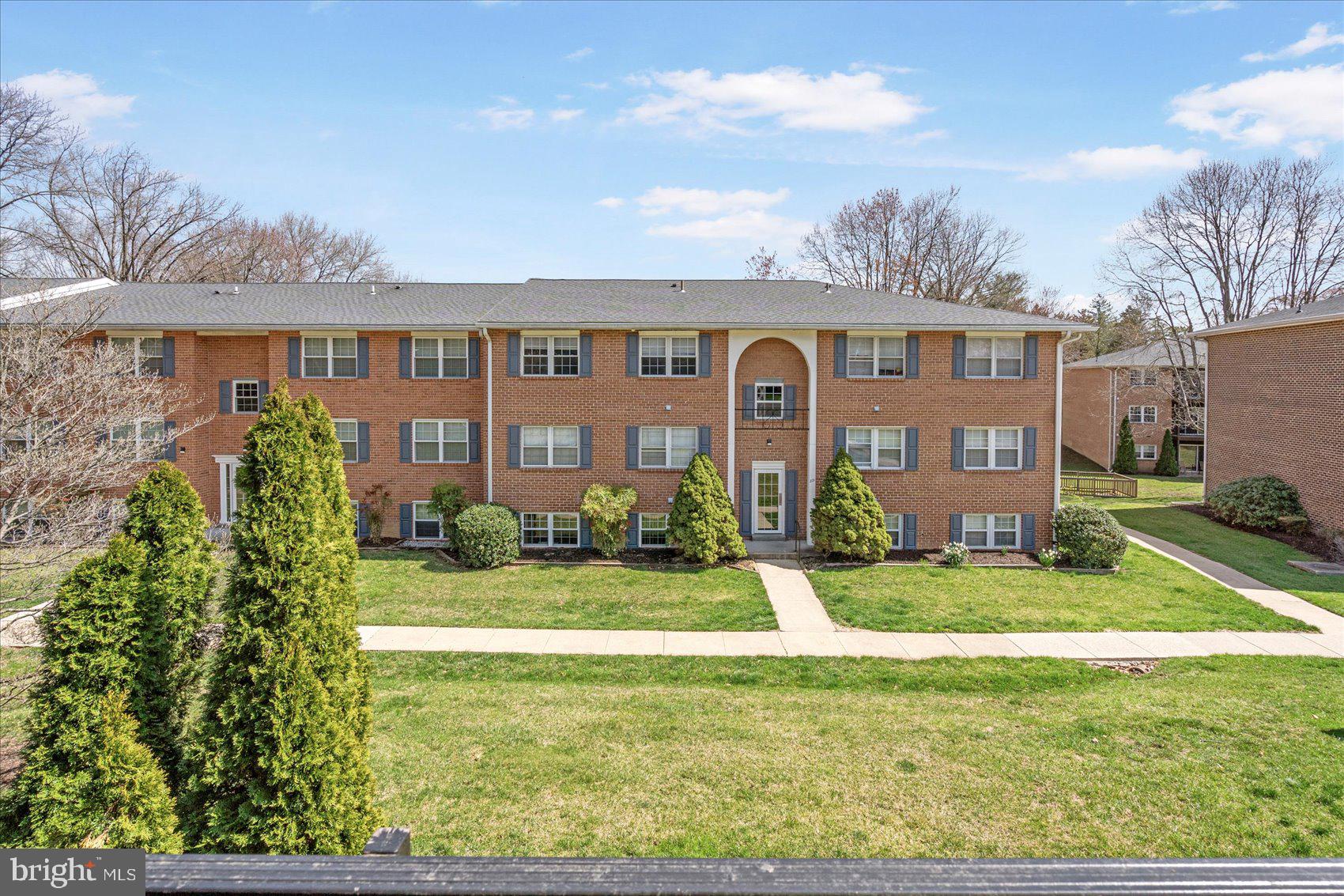 HICKORY HILLS - Residential