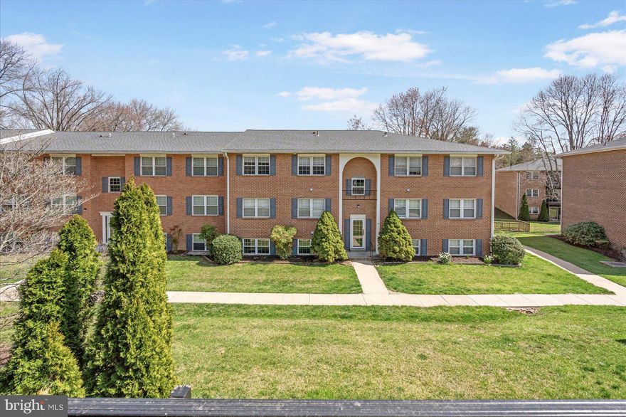 Welcome to this charming and well-maintained 2-bedroom, 1-bathroom condo in the highly sought-after Hickory Hills community! Situated on the second floor, this inviting home features an open and airy layout, a beautiful balcony perfect for relaxing, and access to a community pool for those warm summer days. Conveniently located close to shopping, restaurants, and Main Street, you’ll have everything you need just minutes away. With its well-kept interiors and prime location, this condo is move-in ready and waiting for its new owner. Don’t miss out—schedule your showing today!