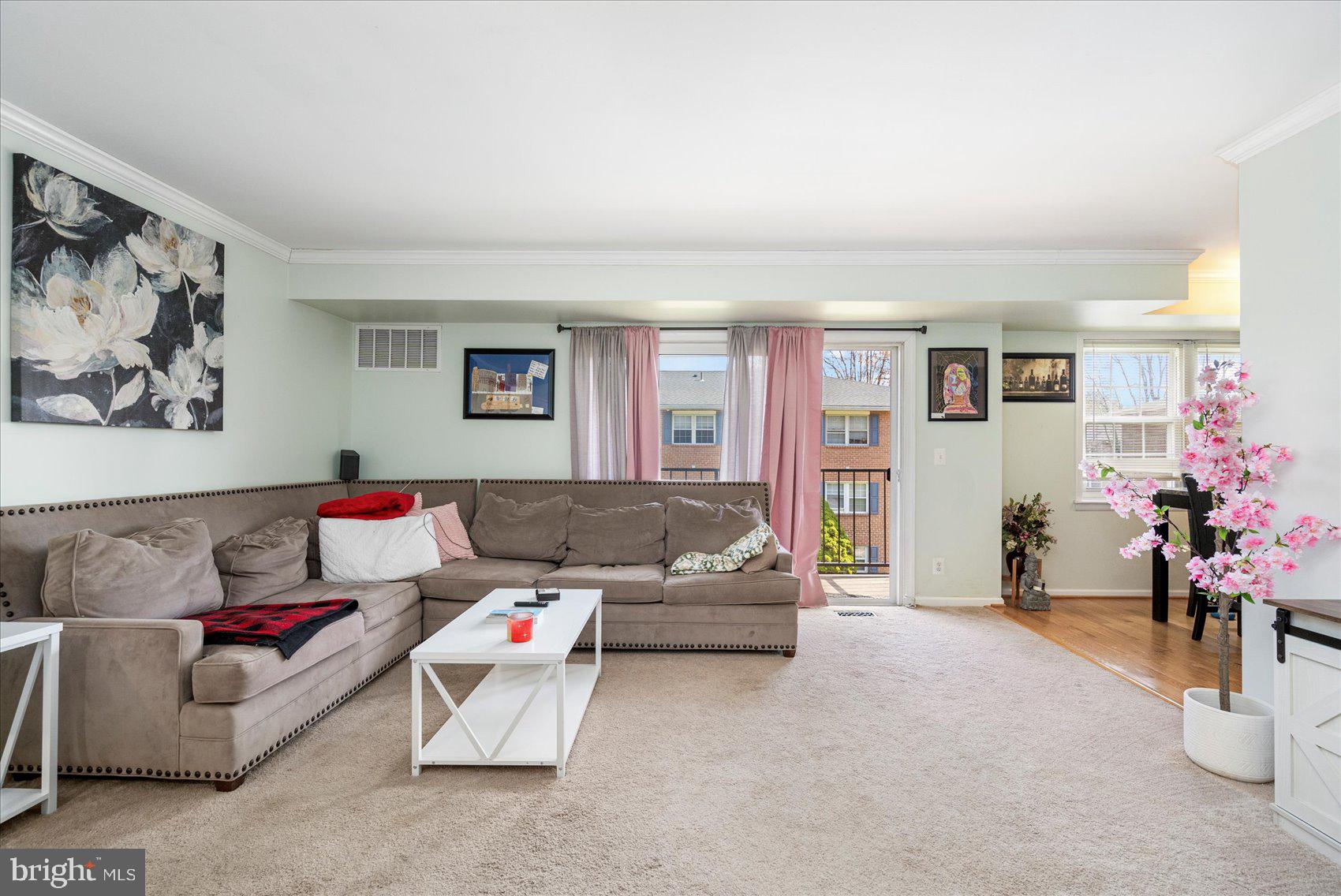 HICKORY HILLS - Residential